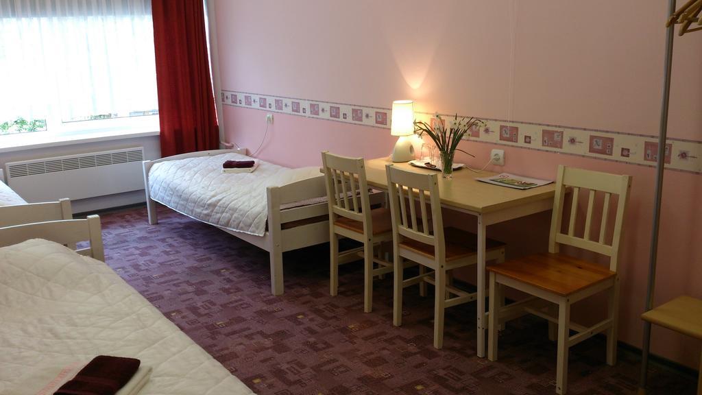 Sorve Guest House Salme Ruang foto